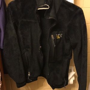 Mountain hardware black fuzzy jacket